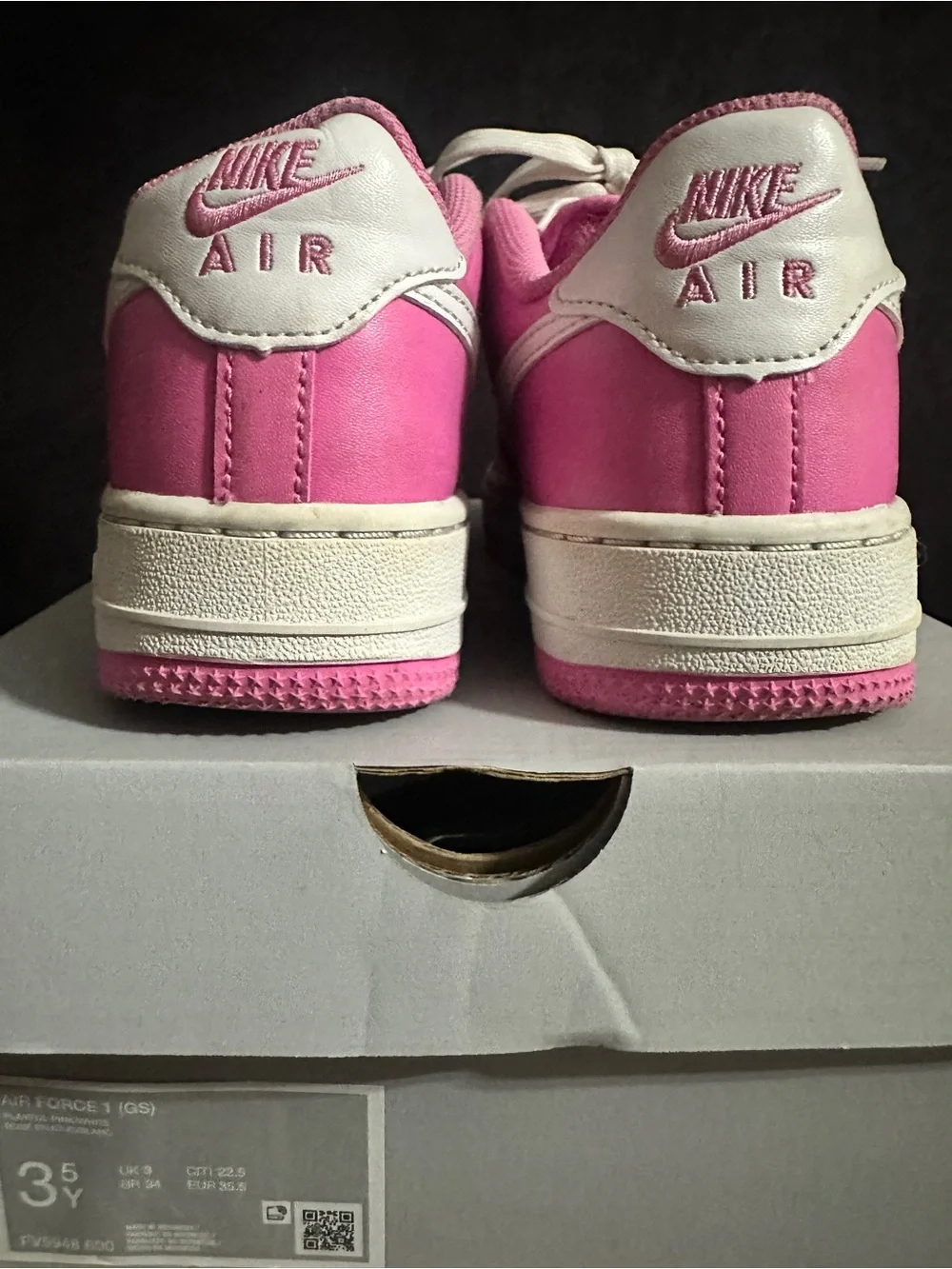 Nike Low-Top Sneakers Pink & White Colorblock